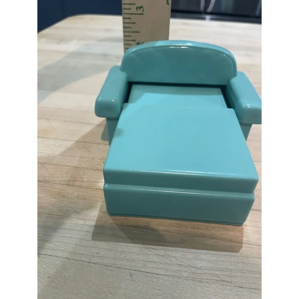 FISHER PRICE Loving Family Dollhouse PULL-OUT GREEN CHAIR 2001 Recliner Rare!
